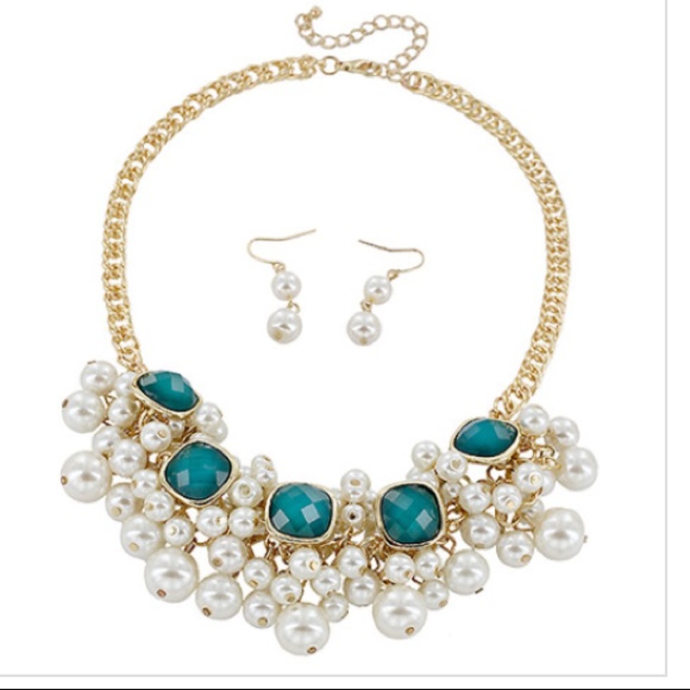 Cluster Teal Gem Necklace